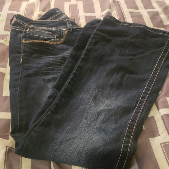 Jeans - Picture 2 of 3